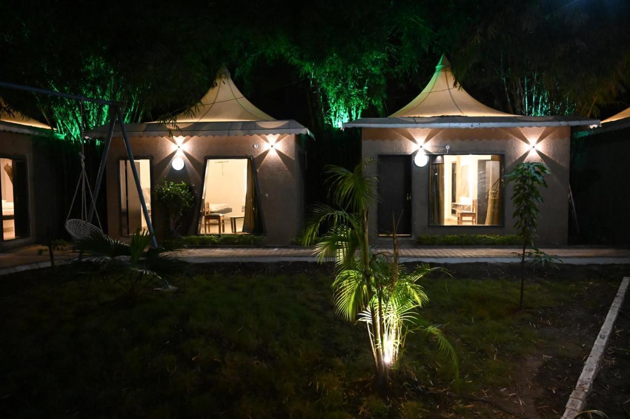 The Whispering Palms Resort Bhopal Exterior foto
